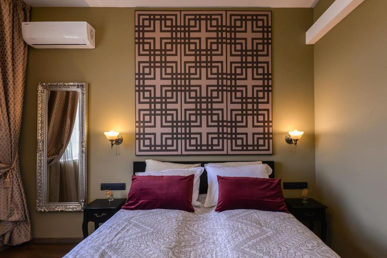 Sofia Dream Apartments - Jazzy Two Bedroom Suite By Flat Mаnager Bagian luar foto