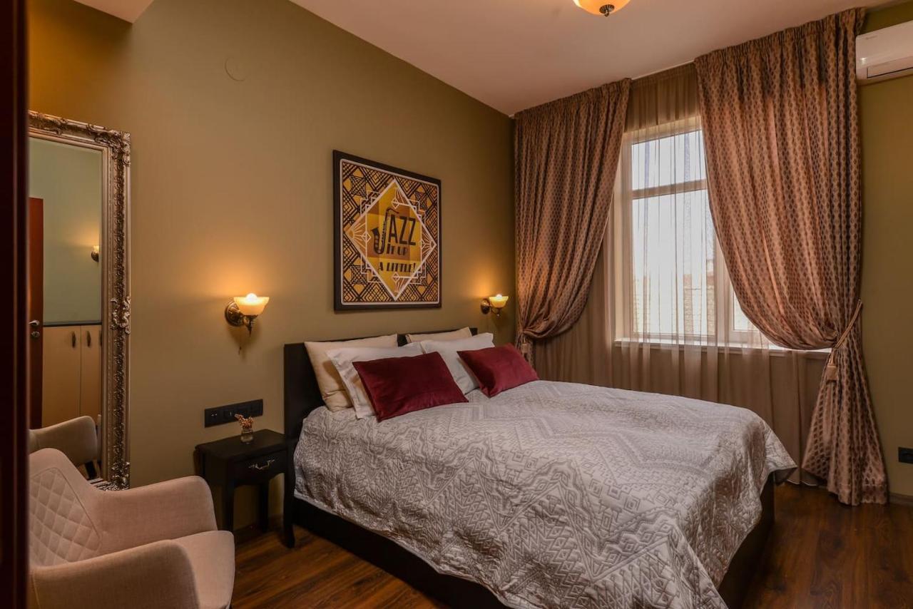 Sofia Dream Apartments - Jazzy Two Bedroom Suite By Flat Mаnager Bagian luar foto