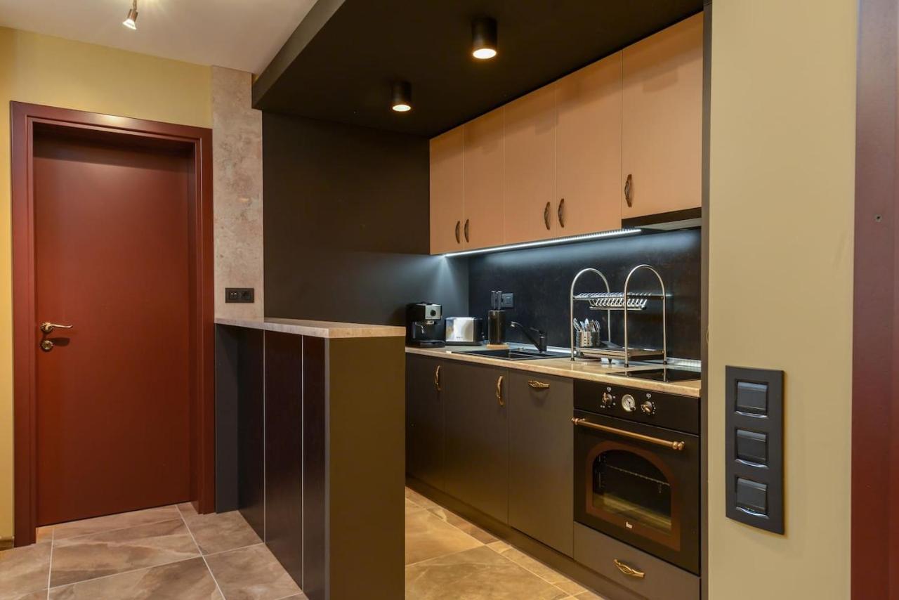 Sofia Dream Apartments - Jazzy Two Bedroom Suite By Flat Mаnager Bagian luar foto